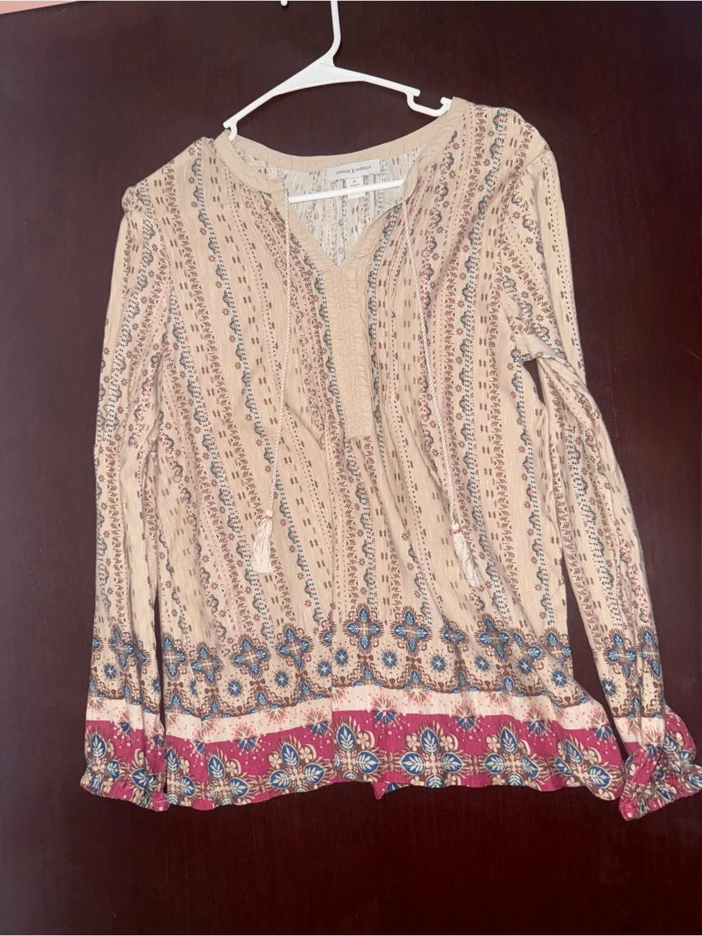 Vintage America lightweight beige